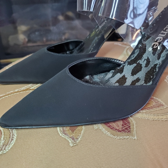 J. RENEE Black and Clear Slingback Heels - Picture 6 of 6